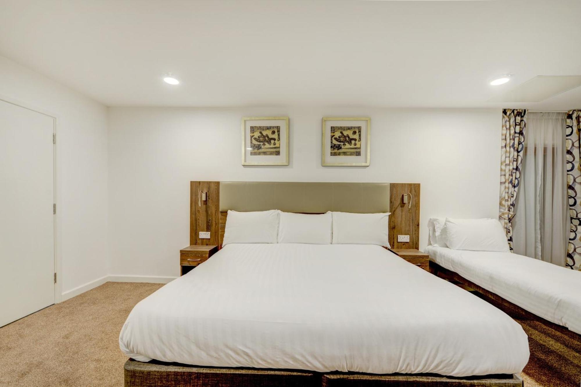 Oyo Plymouth Central Hotel Buitenkant foto