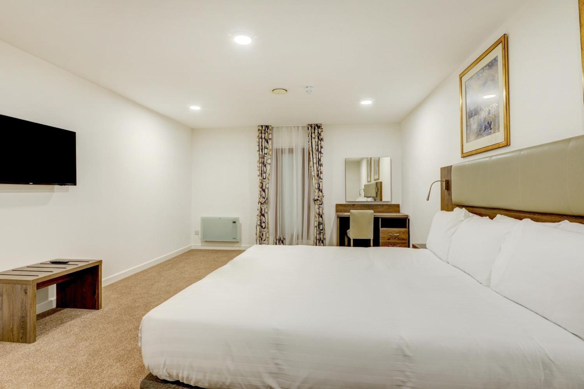 Oyo Plymouth Central Hotel Buitenkant foto