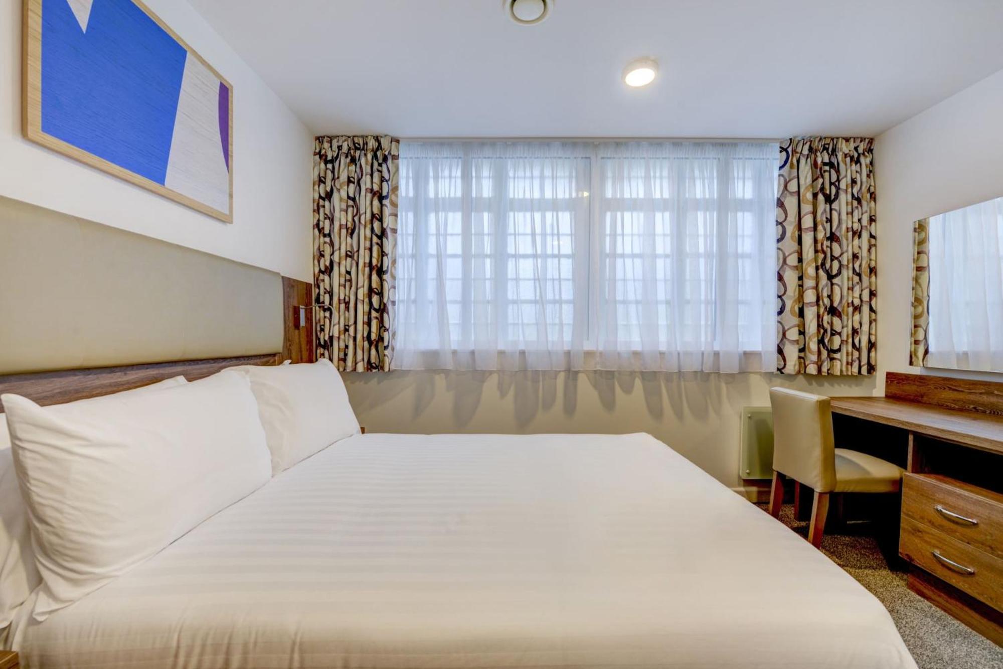 Oyo Plymouth Central Hotel Buitenkant foto