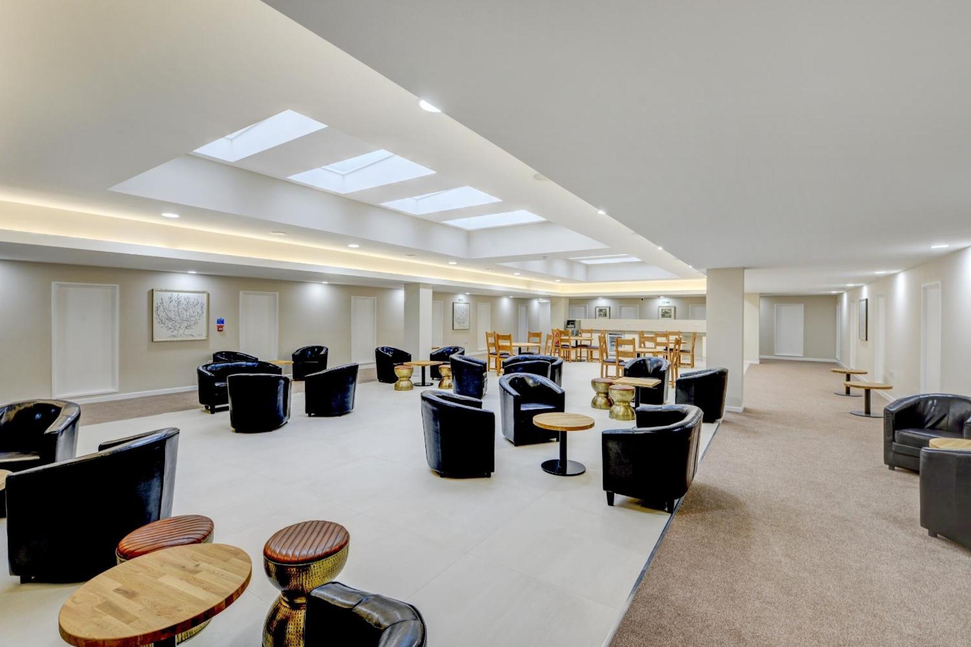 Oyo Plymouth Central Hotel Buitenkant foto